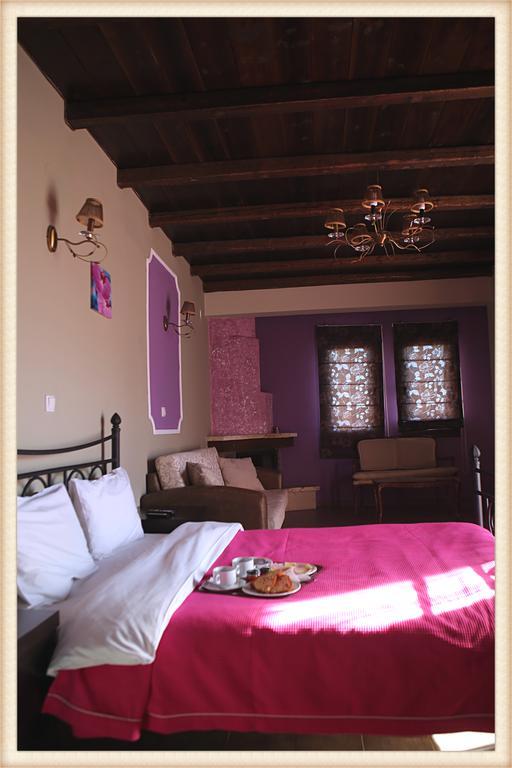 Voreas Hotel Káto Loutrákion Habitación foto